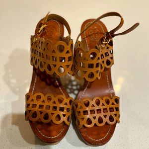 Tory Burch wedges size 7